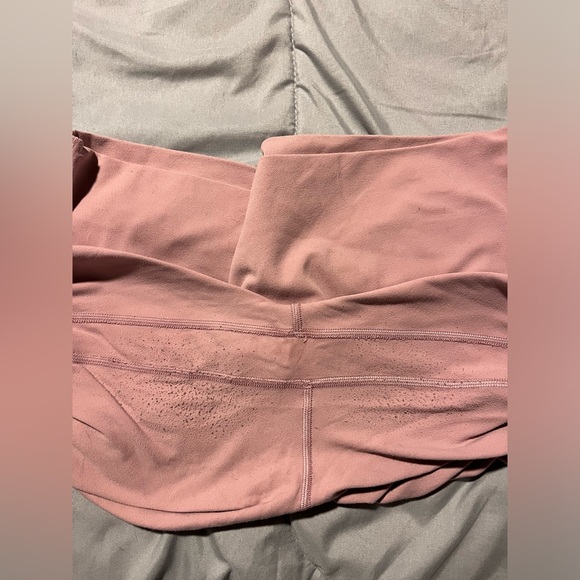 Baby pink lululemon leggings - Picture 3 of 5